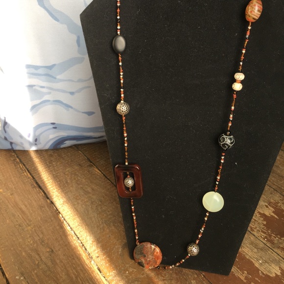 Handmade beaded necklace with real stones - Picture 3 of 4